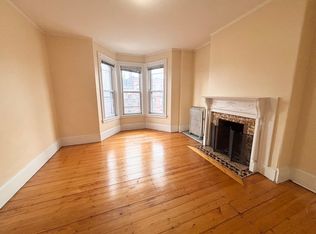 220-224 Washington St #7A, Brookline, MA 02445
