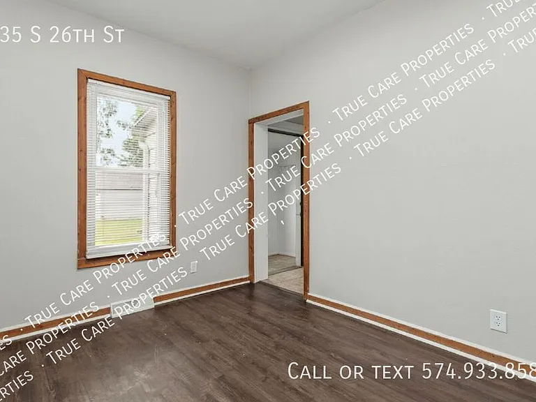 935 S 26th St — Photo 10