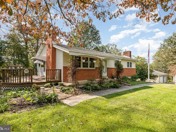 321 N York Rd, Mechanicsburg, PA 17055