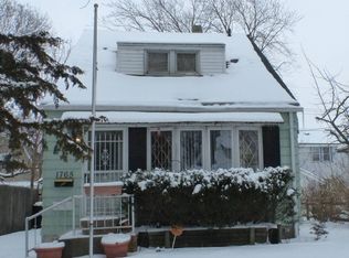 1765 Pine St, Beloit, WI 53511