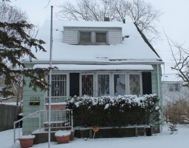 1765 Pine St, Beloit, WI, 53511