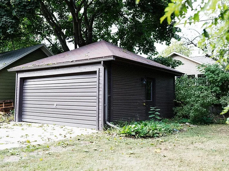2 car garage