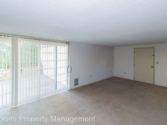 3rd image of 5402 Kilgary Way Unit C