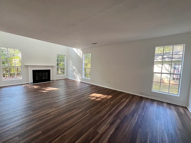 1309 Old Countryside Cir — Photo 5