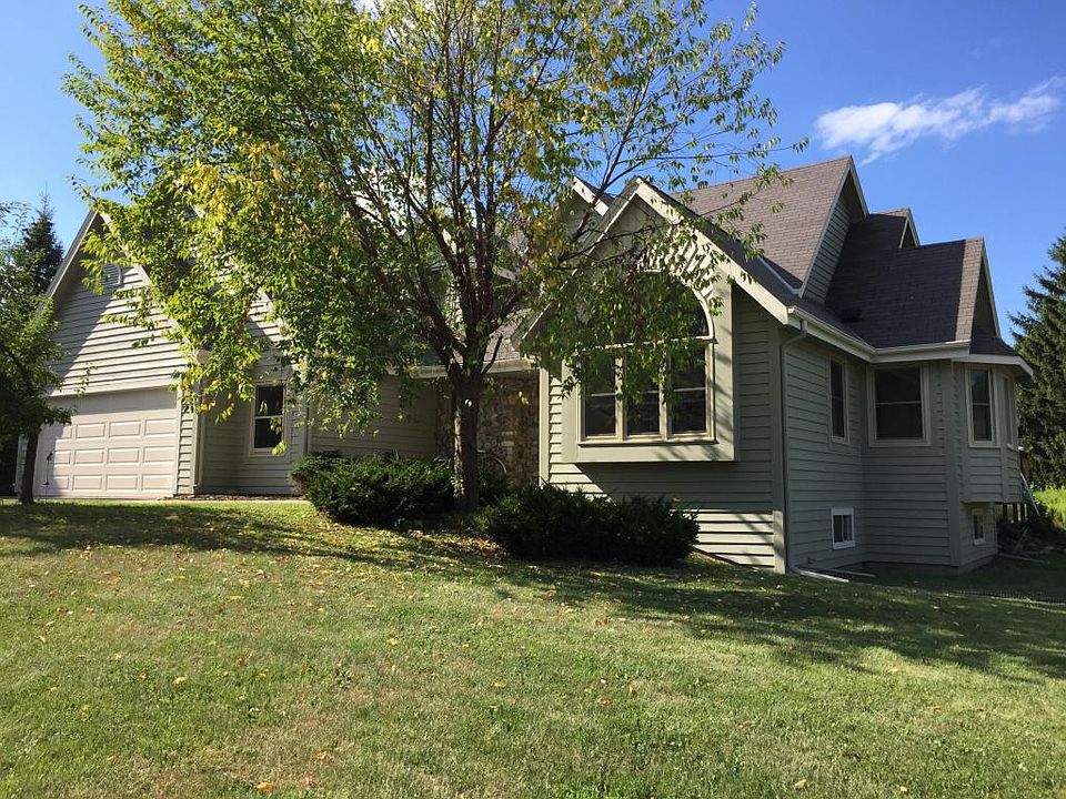 1st image of 4062 Bavarian Ln
