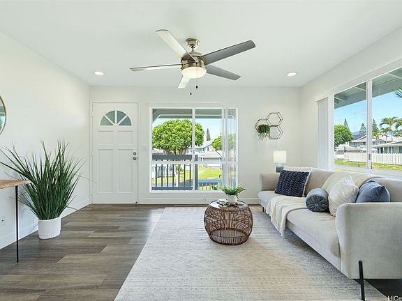 4th image of 94-828 Lumiauau St APT M201