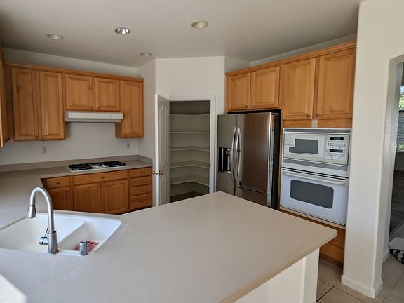 4th image of 10250 Patti Way