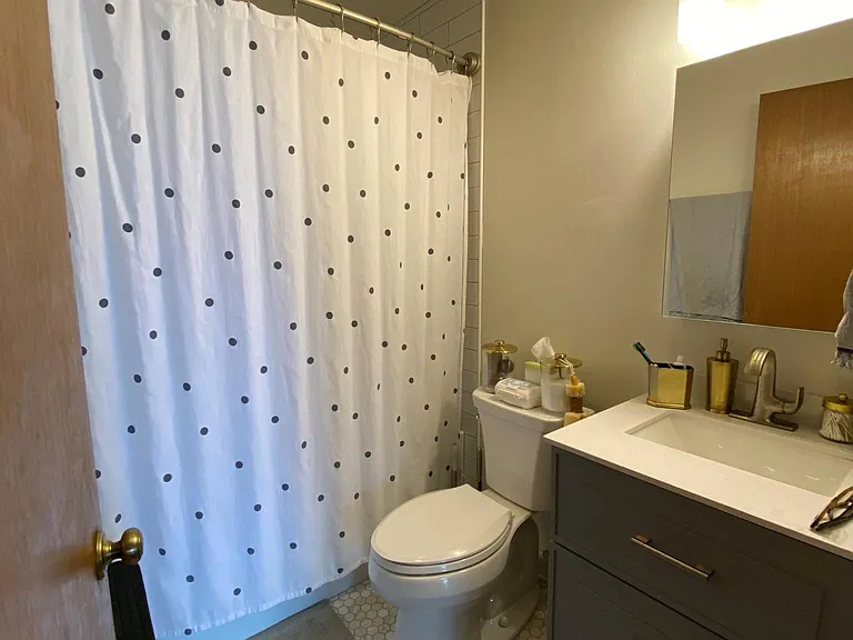 1160 W Grand Ave #3R — Photo 12