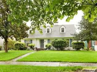 7328 N Chautauqua Blvd, Portland, OR