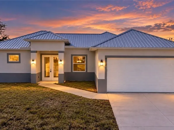 510 Kingsbury Ln, Lehigh Acres, FL 33974