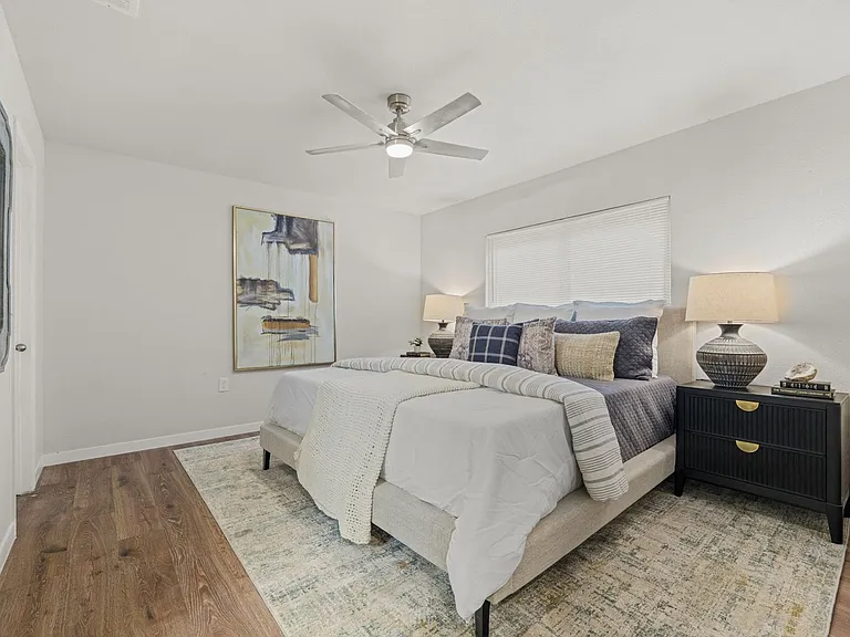 10223 Flatland Trl — Photo 11