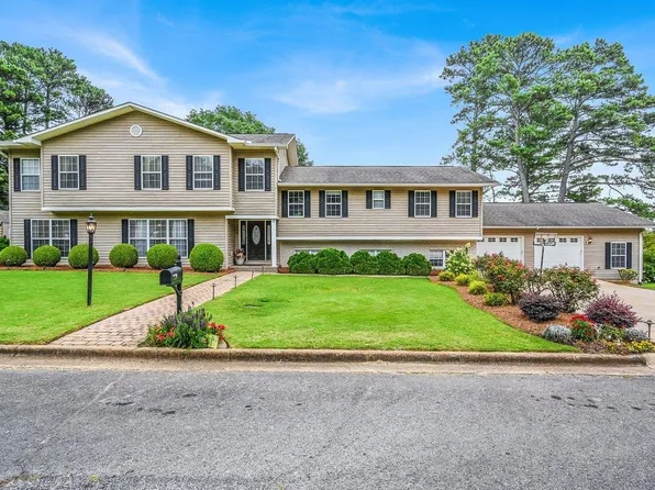 1714 Wayne Ave NW, Cullman, AL 35055