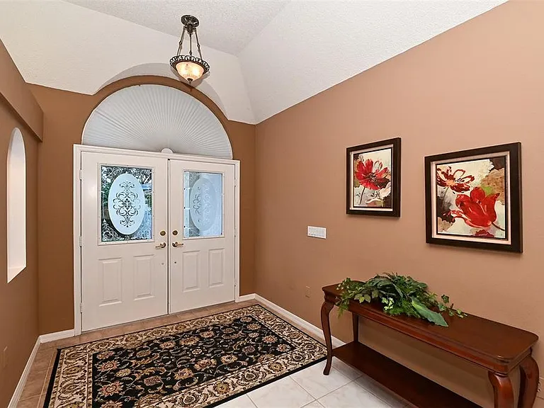 3866 Surrey Ct — Photo 18