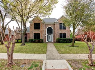 2808 Clearmeadow Dr, Mesquite, TX 75181
