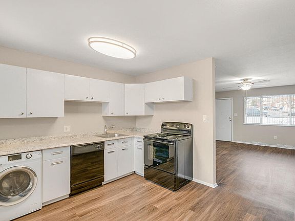 2nd image of 120 Grace Pl #200-2