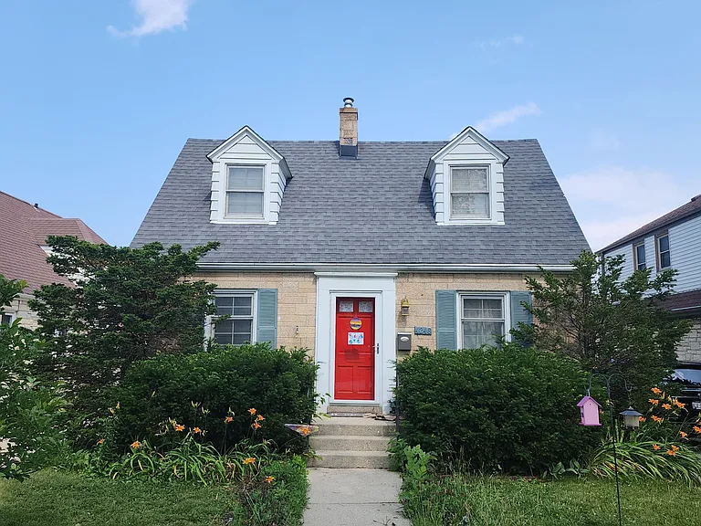4248 S Pine Ave — Photo 2