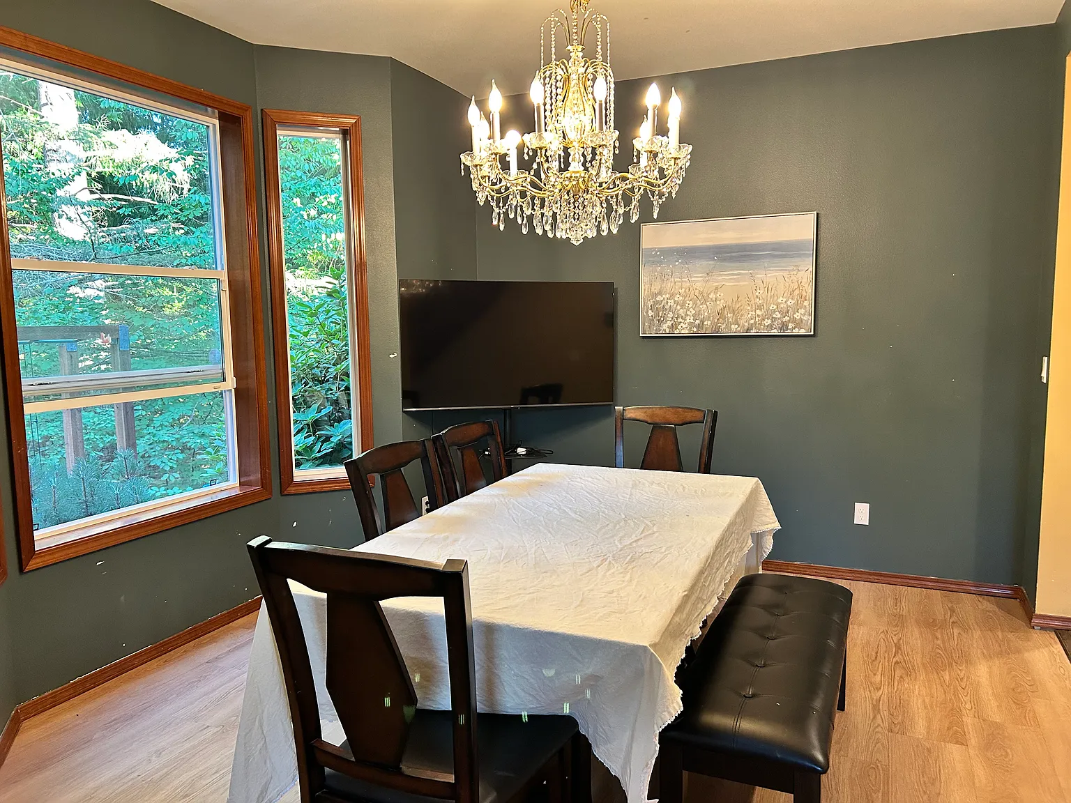 4 bed, 2.5 bath, 3147 sqft, $4,195 — Photo 4