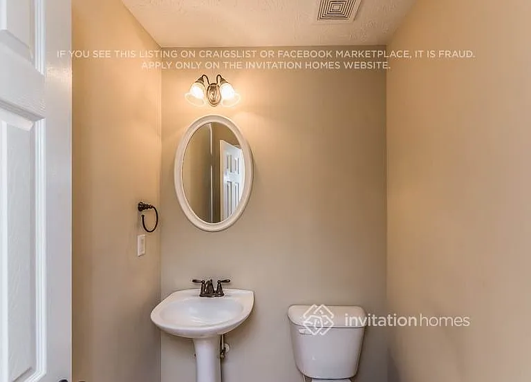 1040 Deer Hollow Dr — Photo 17