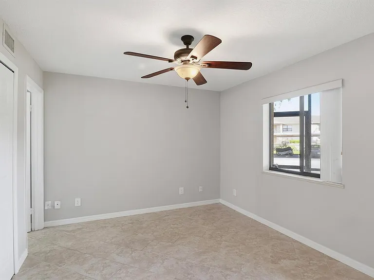 2625 Heathcote Dr #2623 — Photo 11