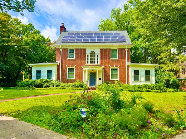 7538 Morningside Dr NW, Washington, DC 20012