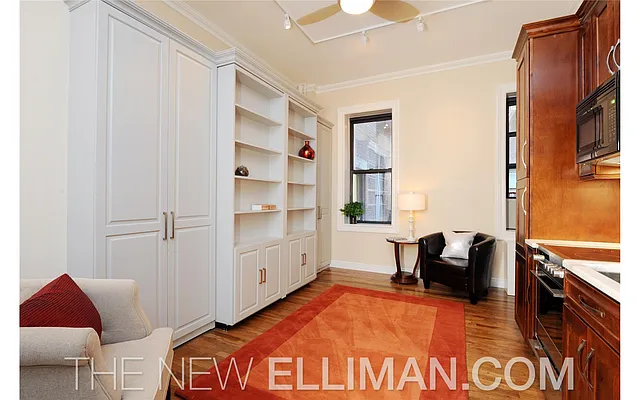 Sold by Douglas Elliman | media 26