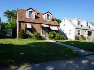 8150 W Lisbon Ave, Milwaukee, WI 53222