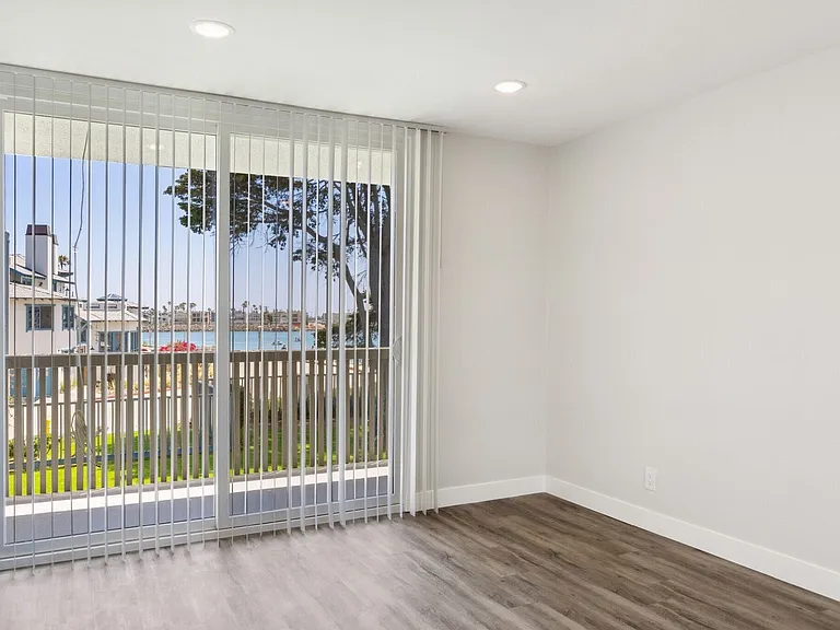 4200 Harbor Blvd — Photo 20