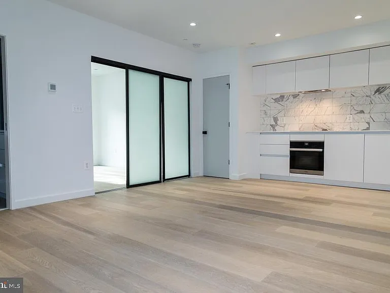 1443 Euclid St NW #1 — Photo 2