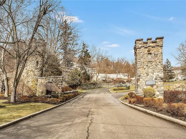 192 Carrollwood Drive, Tarrytown, NY 10591