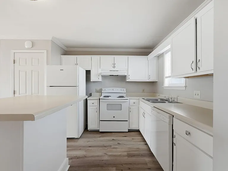 1330 Miracle Strip Pkwy SE #208 — Photo 14
