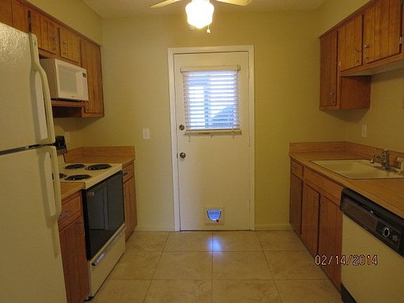 4th image of 200 Saint Andrews Blvd APT 2102