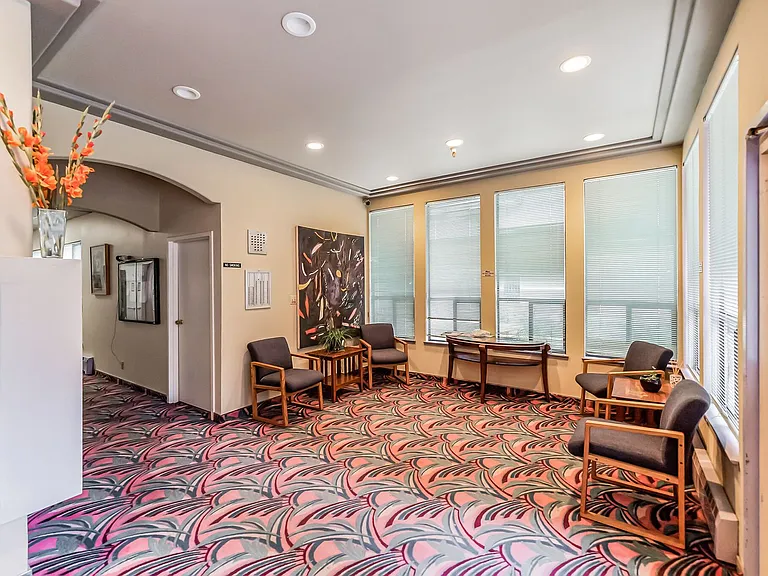 Park Glenview Apartments- Boutique Senior Living — Photo 26