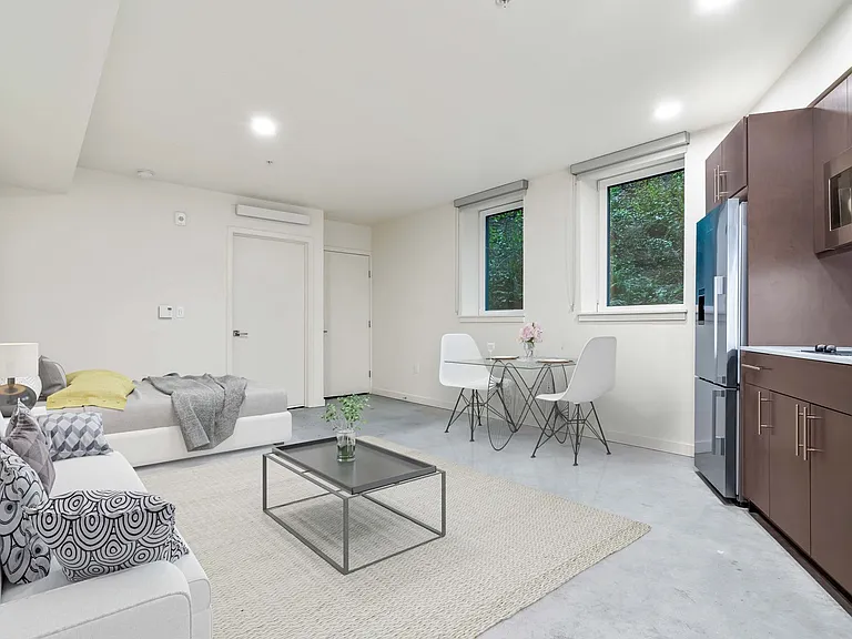 Bell View Apartments — Photo 46