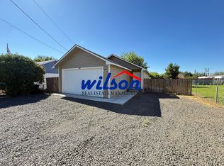 1215 Arkansas Ave, Tieton, WA 98947