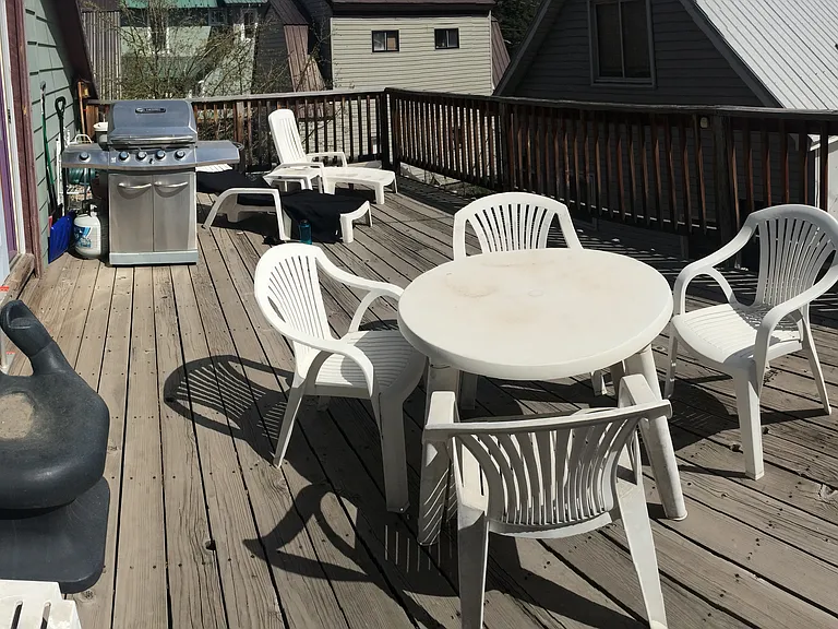 430 Laurel St — Photo 15