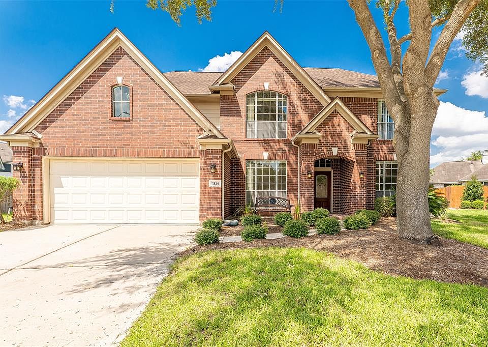 1st image of 1814 Laurel Oaks Dr