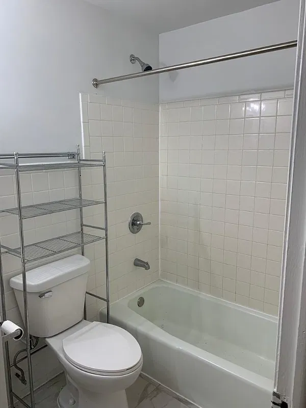 2 bed, 950 sqft, $1,295 — Photo 3