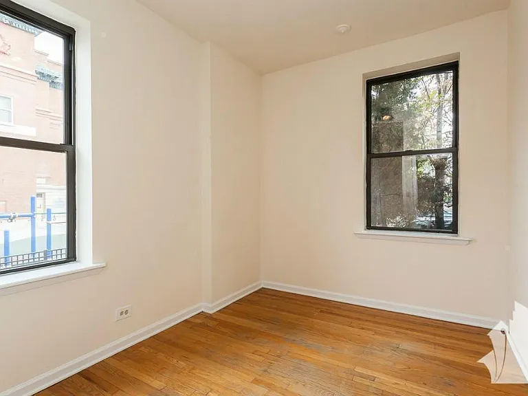 2319 N Kedzie Blvd #2319-1R — Photo 7