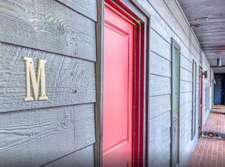 2100 Commonwealth St APT M, Houston, TX 77006