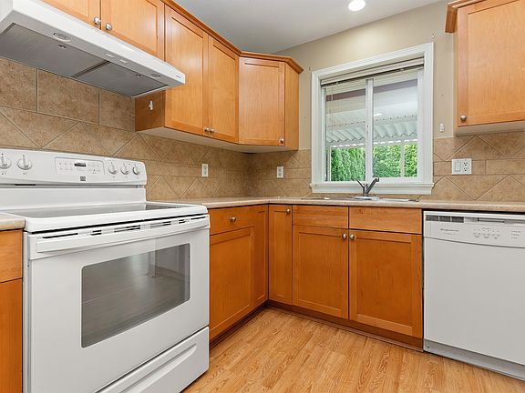 5th image of 7291 Morrow Rd #10