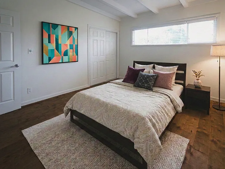 190 Gladys Ave #D — Photo 7