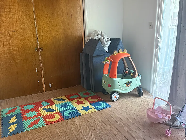 908 Gregory Pl — Photo 10