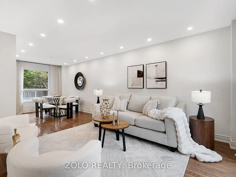 272 Elman Cres — Photo 8