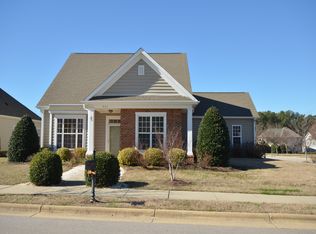 906 Tupelo Glen Ct, Fuquay Varina, NC 27526