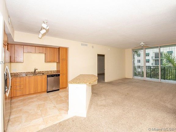3rd image of 510 NW 84th Ave APT 520