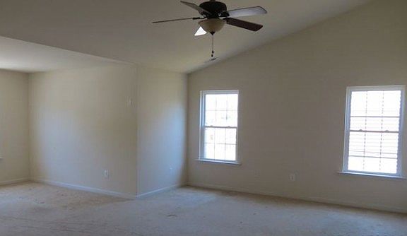 5th image of 20566 Pershing Dr