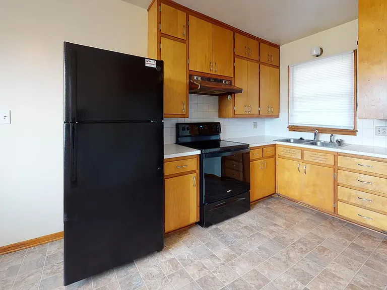 5621 Eisenhower Ave — Photo 5