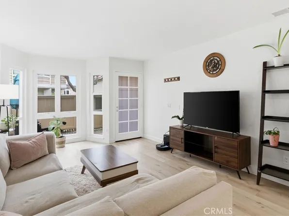 7720 Elmdale Way Unit E, Stanton, CA 90680