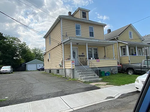 63 Benson St #2 Photo 1
