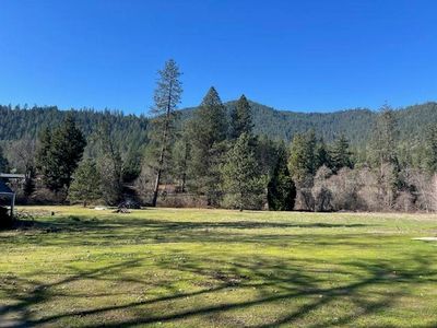 2565 E Evans Creek Rd, Rogue River, OR, 97537
